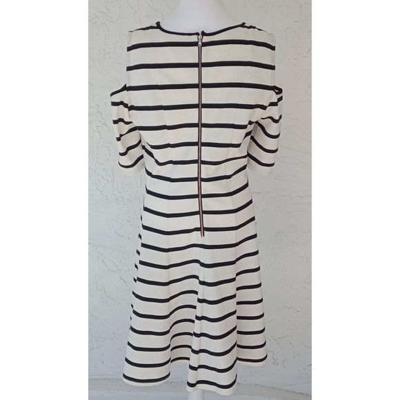 GABBY SKYE Striped Draped Sleeve Cold Shoulder Casual Dress Size 12 - Picture 5 of 9